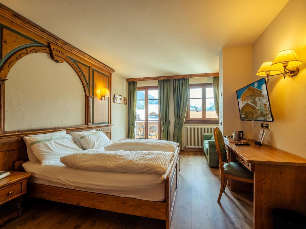Hotel Cervo リヴィーニョ エクステリア 写真