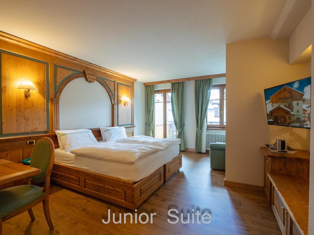 Hotel Cervo リヴィーニョ エクステリア 写真