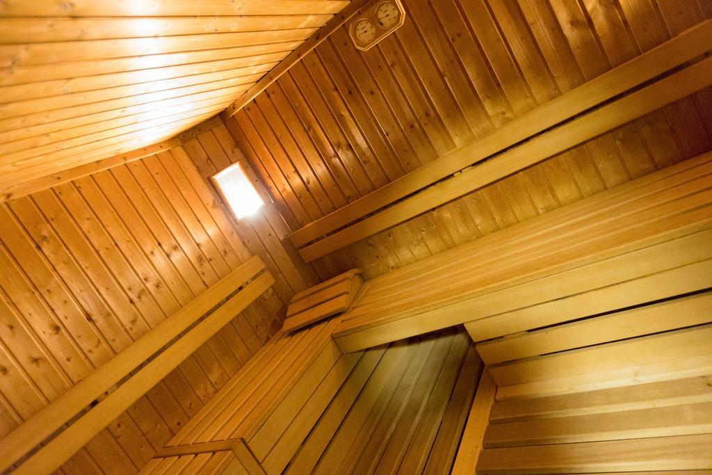 Hotel Cervo リヴィーニョ エクステリア 写真