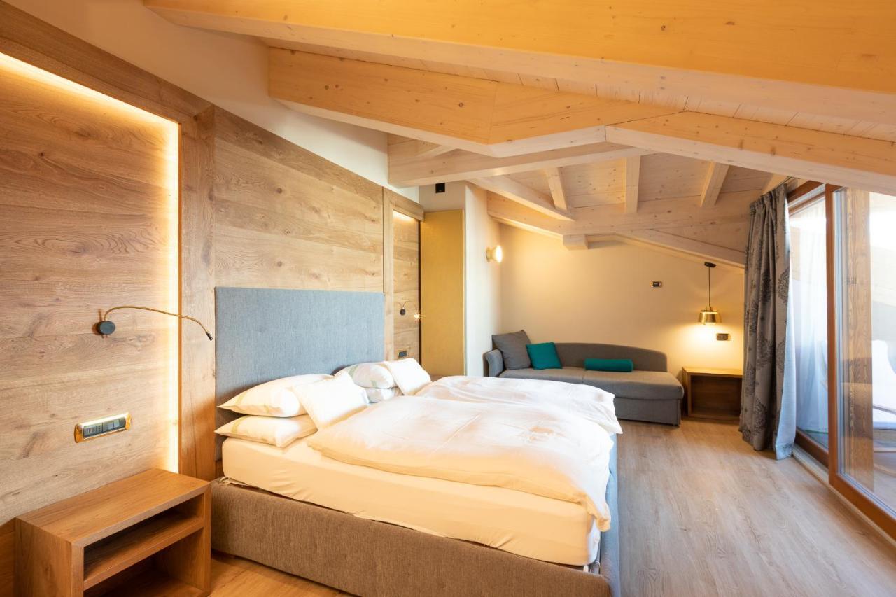 Hotel Cervo リヴィーニョ エクステリア 写真